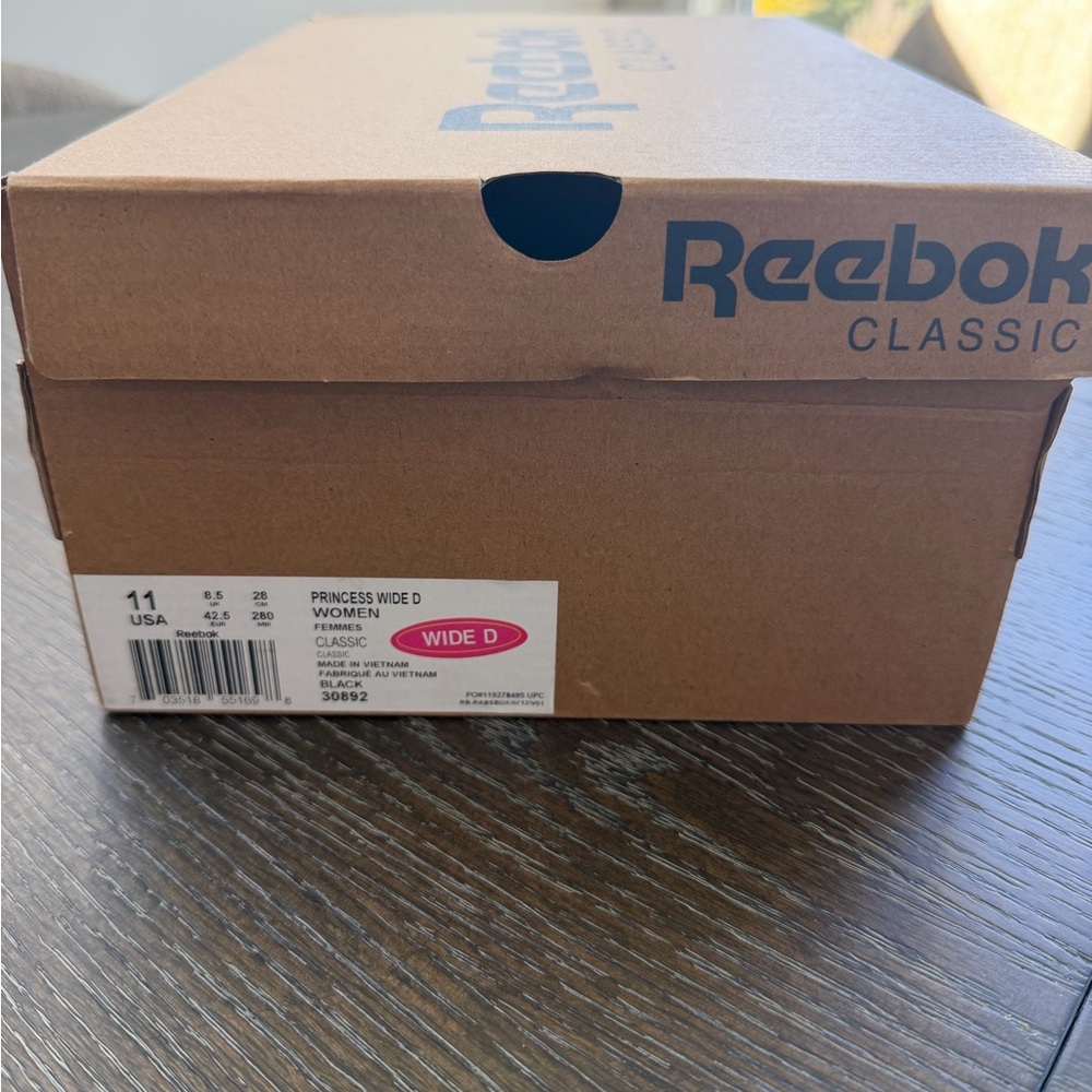 Reebok Classic Women's Princess 11 Wide Shoes - Picture 2 of 7